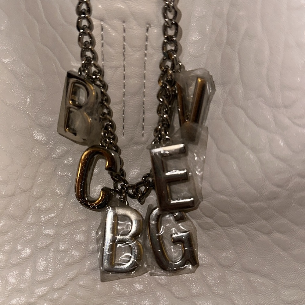 NWT BCBGeneration 24 Hour Tote Bag - Picture 6 of 11